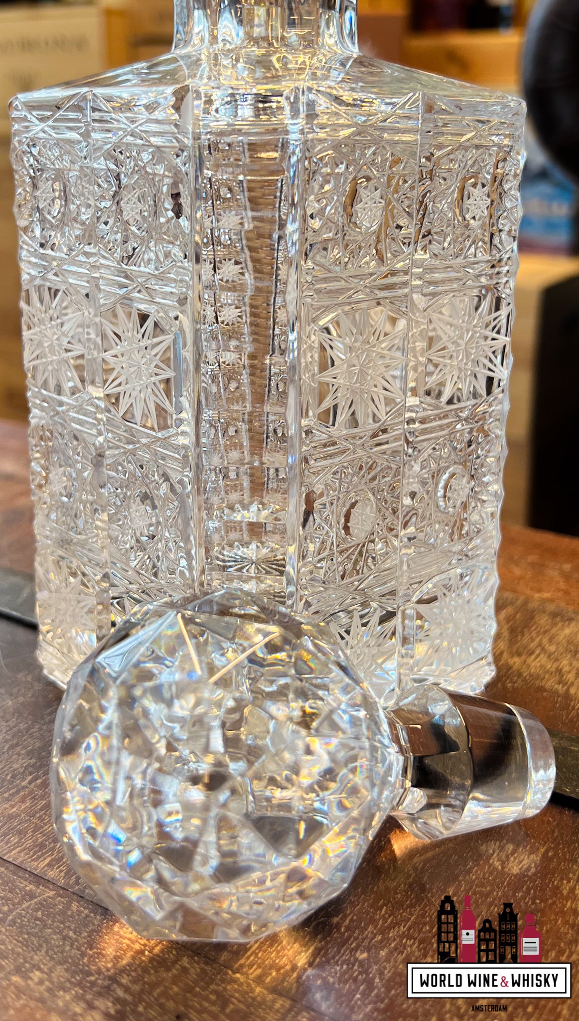 Luxury Crystal whisky decanter incl. stopper (handmade and hand cut)