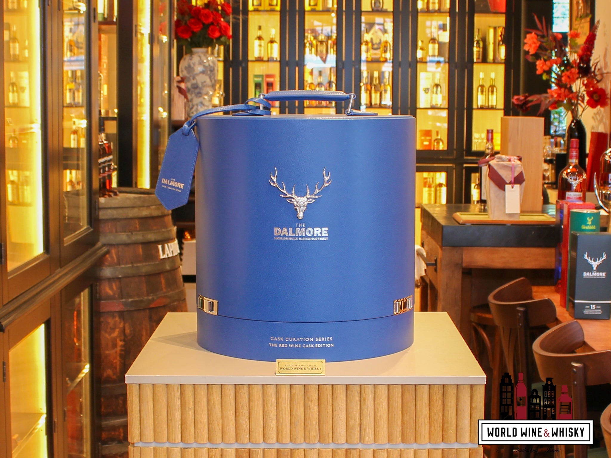 Hibiki 21 Years Old – Hiroshi Senju: Art and Whisky in Harmony