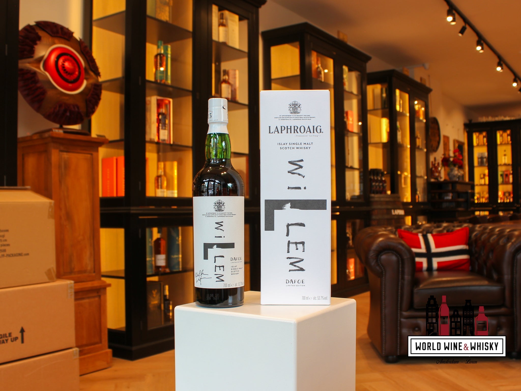 Laphroaig Willem Dafoe NO NOTES Campaign & Limited Edition Whisky