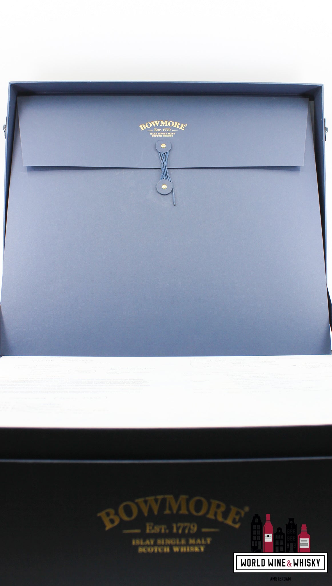 Bowmore 32 Years Old 2021 - No Corners To Hide - Travel Retail Exclusive 47.3% (1 of 666) - WORLD WINE WHISKY 