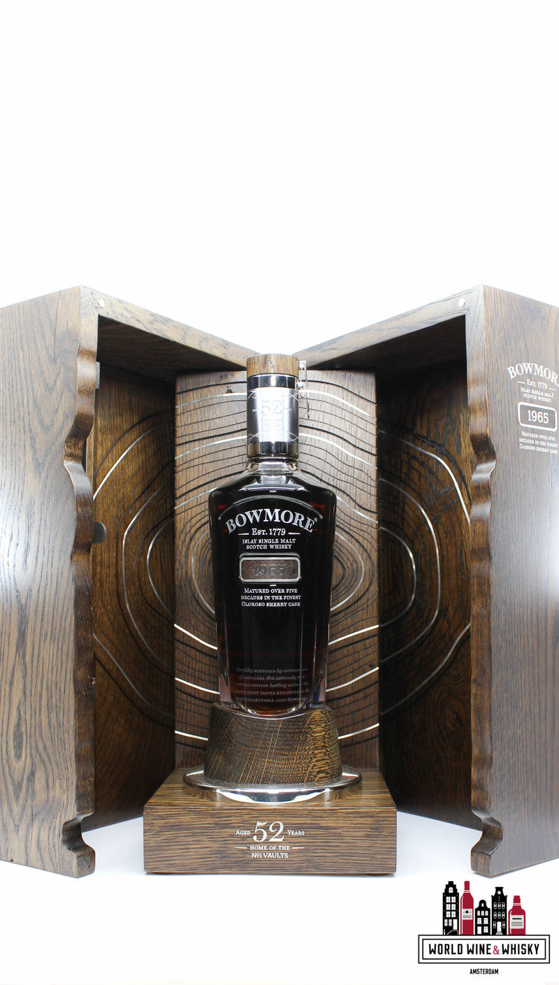 Bowmore 52 Years Old 1965 2018 42% (1 of 232) - Full Set - WORLD WINE WHISKY 