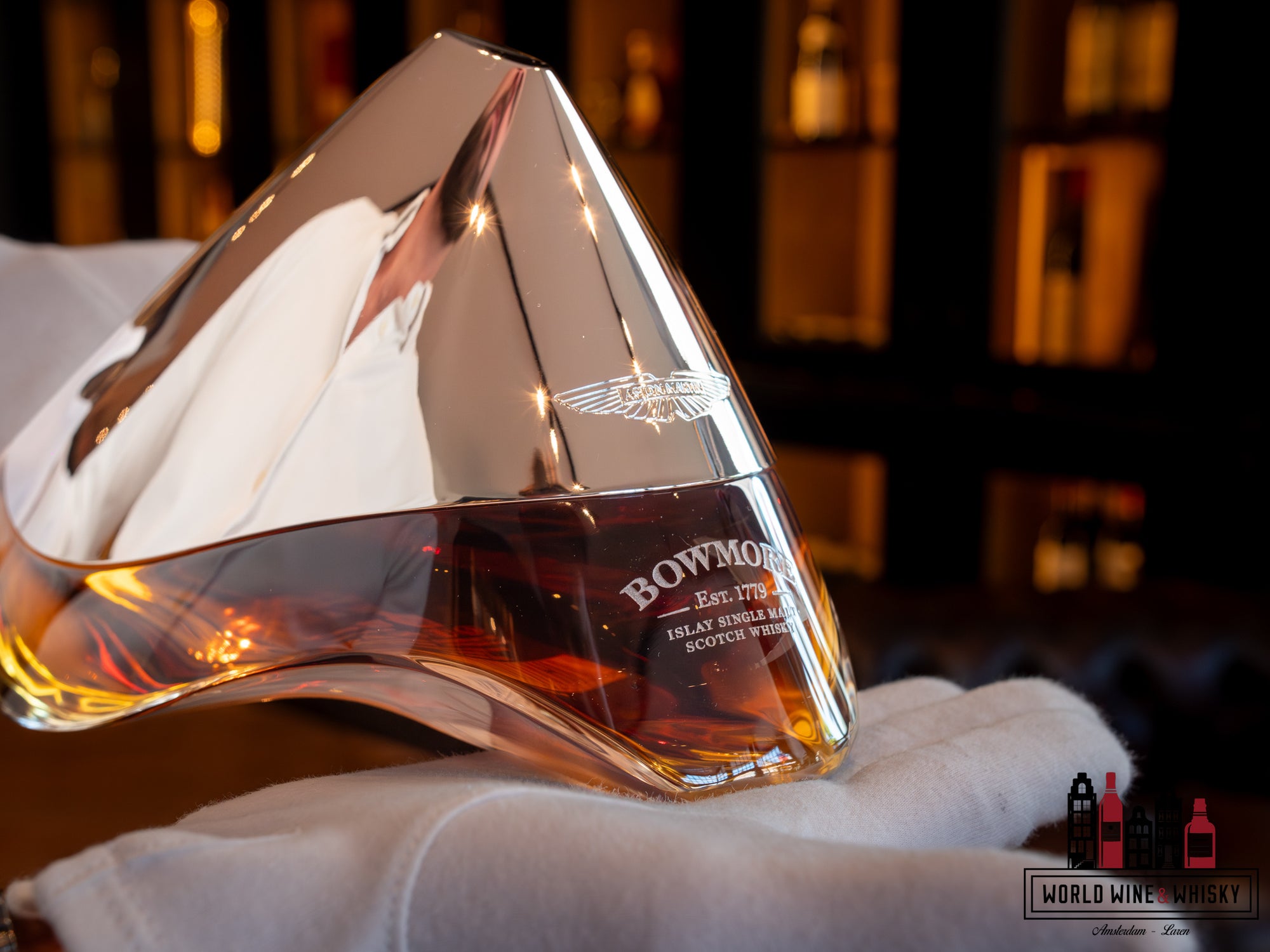 Bowmore 54 Years Old 1968 2025 'ARC-54' 44.3% (1 of 130) - WORLD WINE WHISKY 