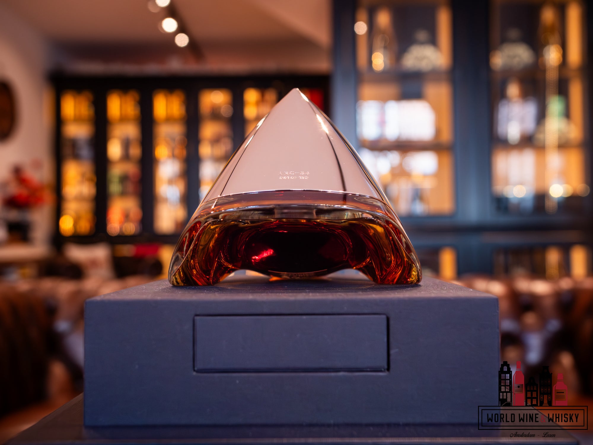 Bowmore 54 Years Old 1968 2025 'ARC-54' 44.3% (1 of 130) - WORLD WINE WHISKY 