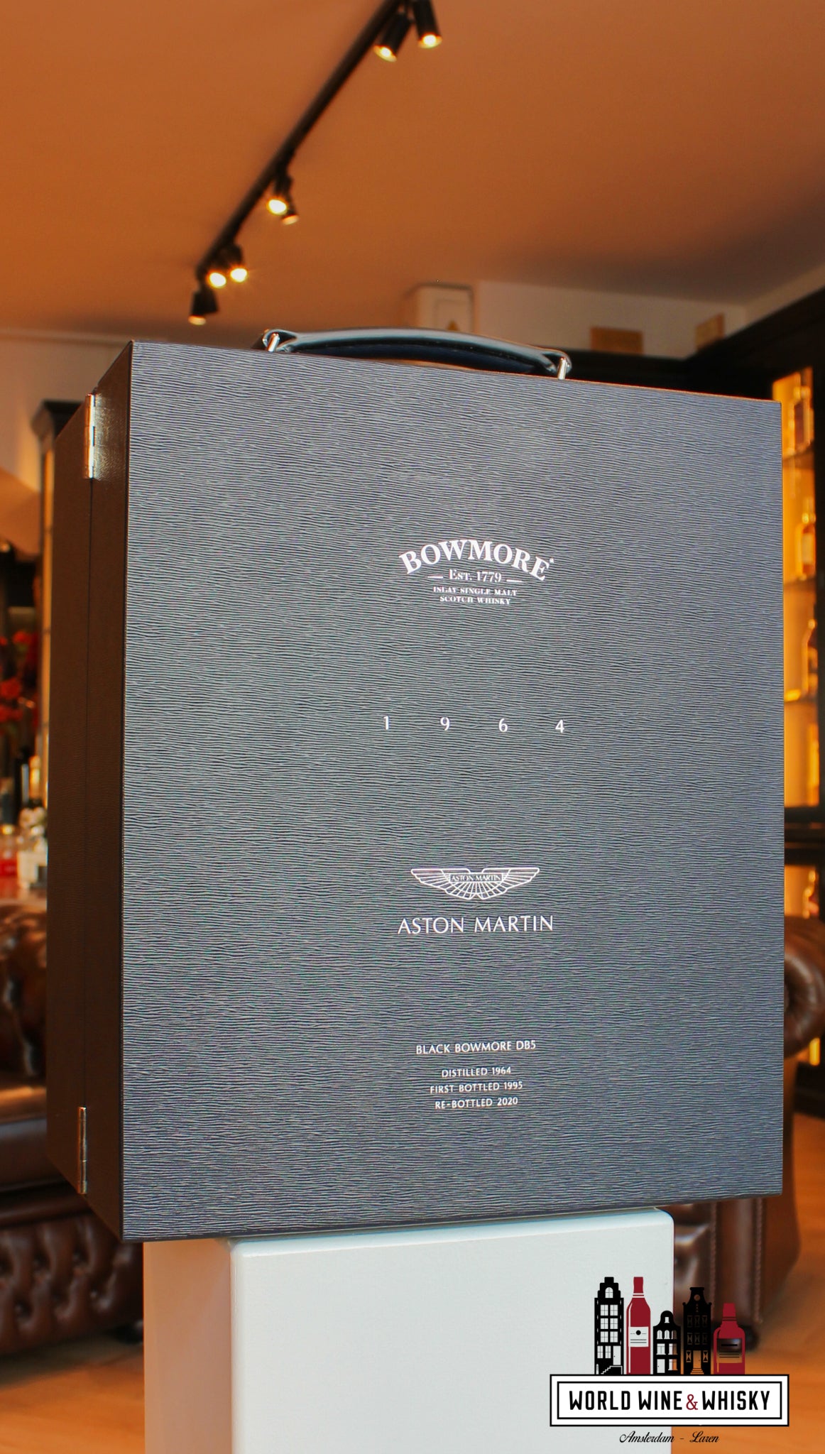 Bowmore 31 Years Old 1964 - Aston Martin - Black Bowmore DB5 4 