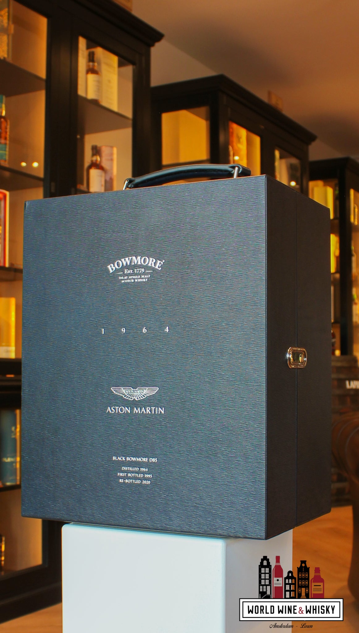 Bowmore 31 Years Old 1964 - Aston Martin - Black Bowmore DB5 5 
