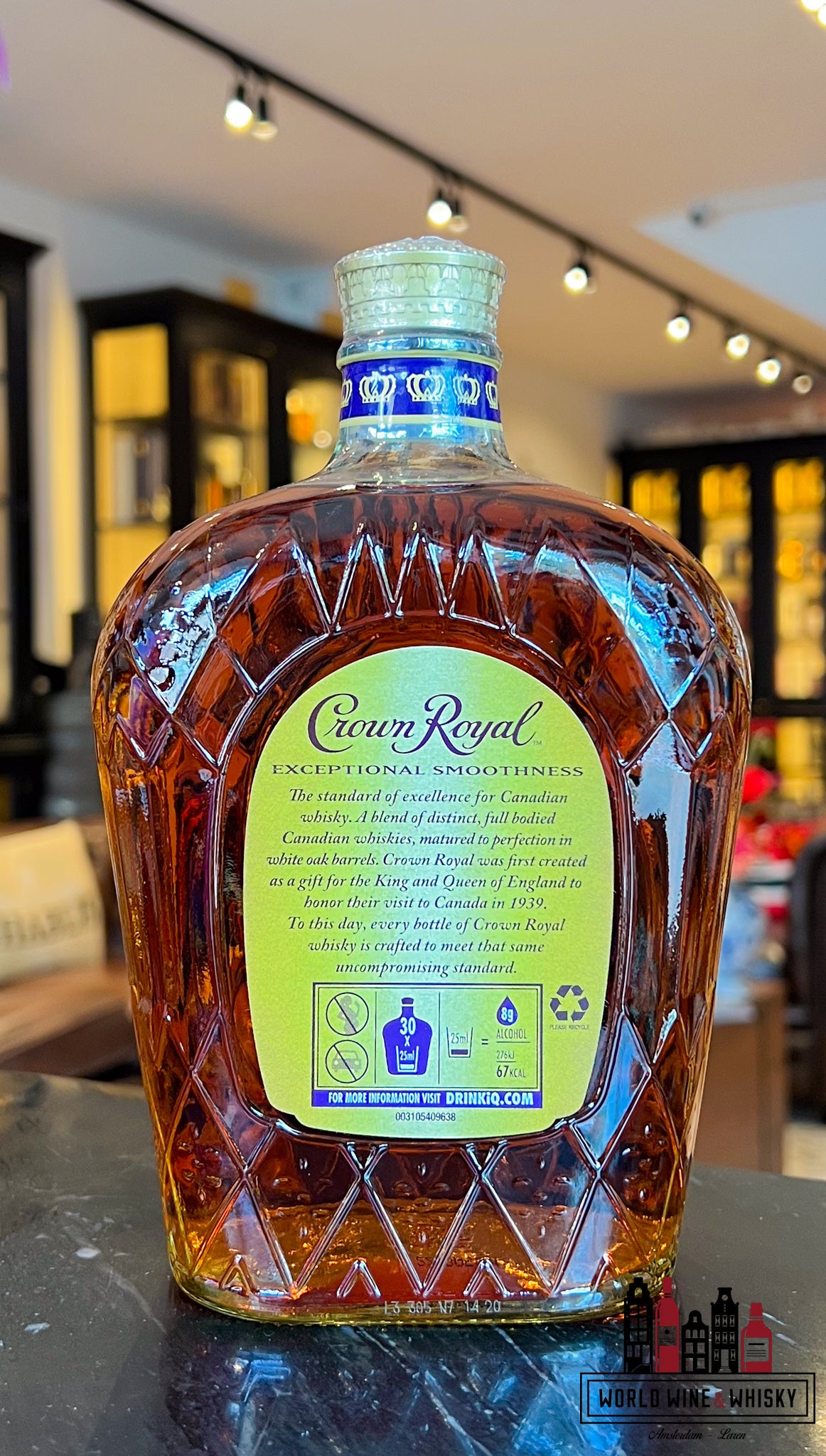 Crown Royal - Fine de Luxe 40% (1 liter) - WORLD WINE WHISKY 