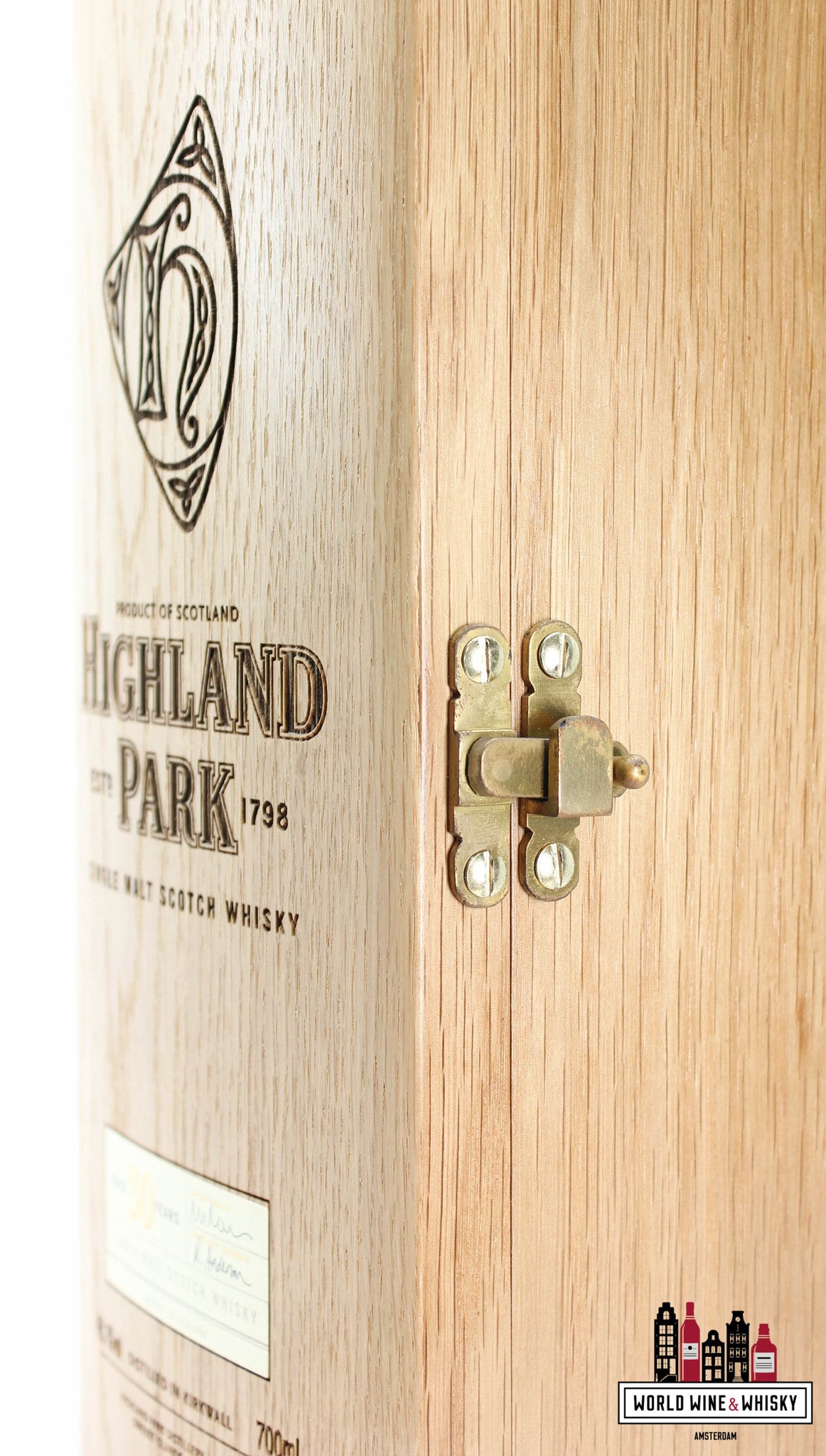 Highland Park 30 Years Old 48.1% (in luxury wooden case) - WORLD WINE WHISKY 