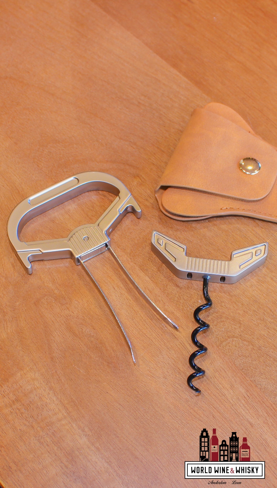 The gentleman’s 'two-piece' corkscrew