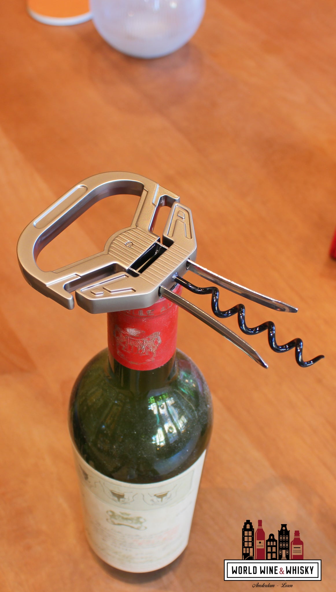 The gentleman’s 'two-piece' corkscrew