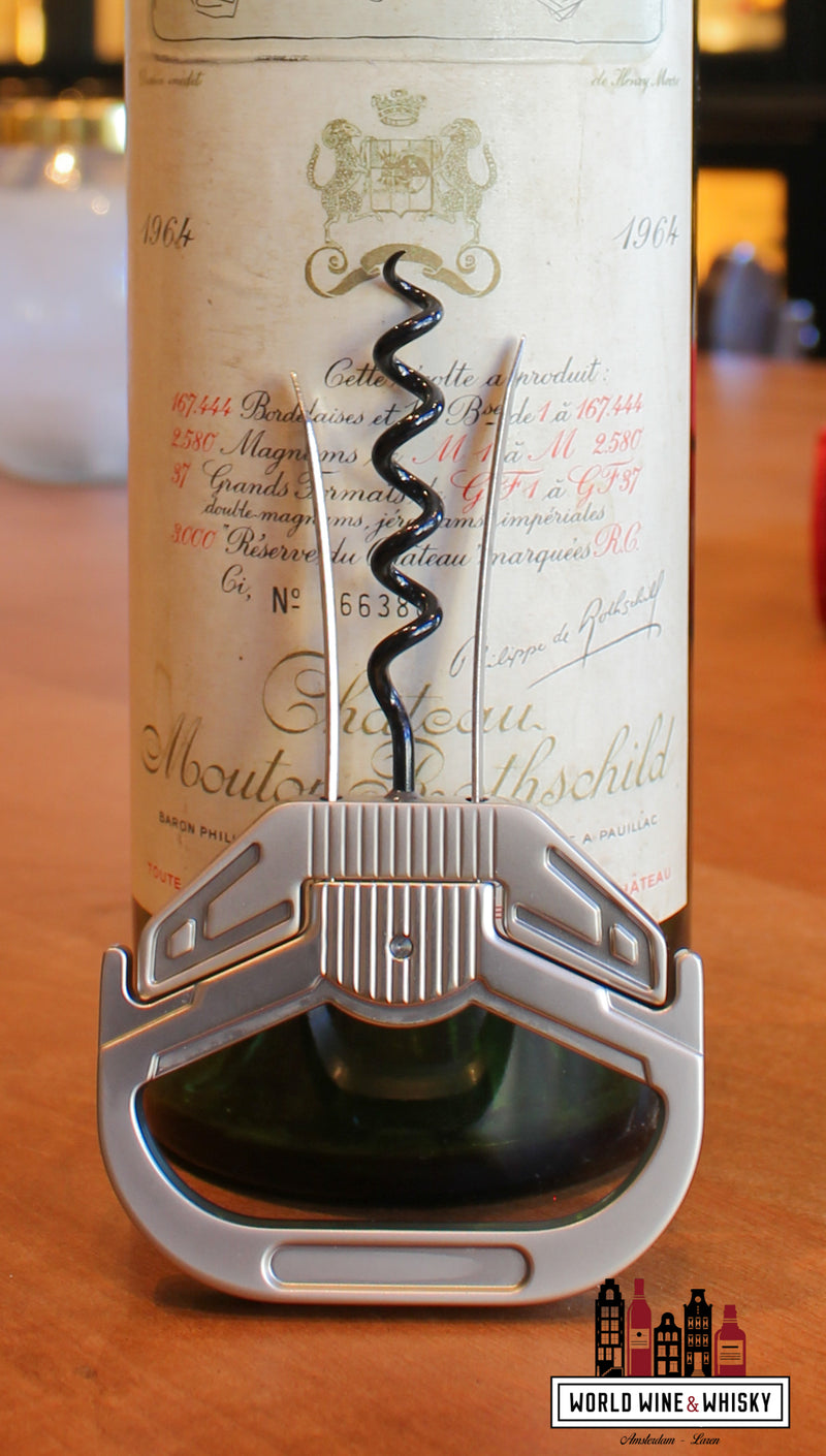 The gentleman’s 'two-piece' corkscrew