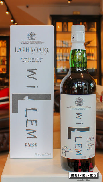 The Laphroaig 14 Year Old Willem Dafoe Limited Edition - Bottle - Whisky 