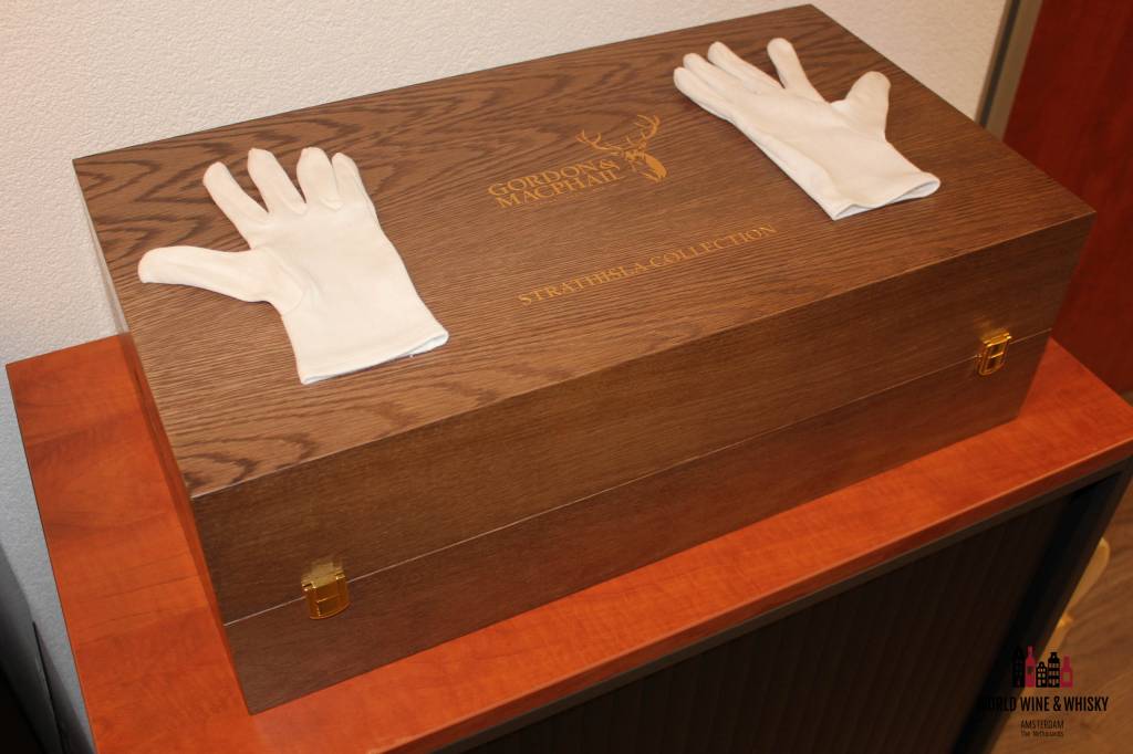 Strathisla Collection 1954, 1957, 1960, 1963, 1964, 1972 set (in OWC) - WORLD WINE WHISKY 