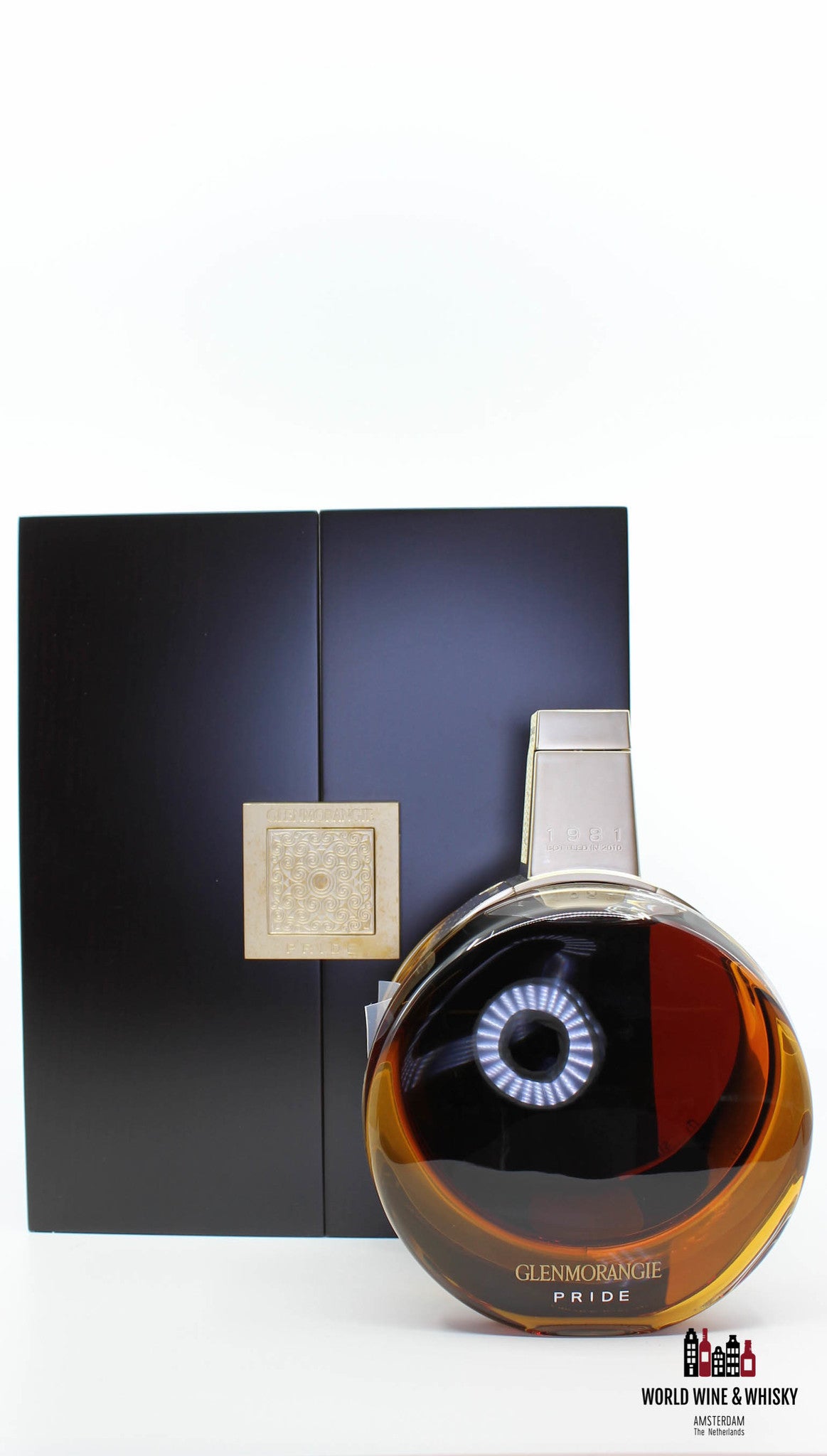 Glenmorangie Pride 28 jaar oud 1981 2010 - Baccarat kristallen karaf 56,7%