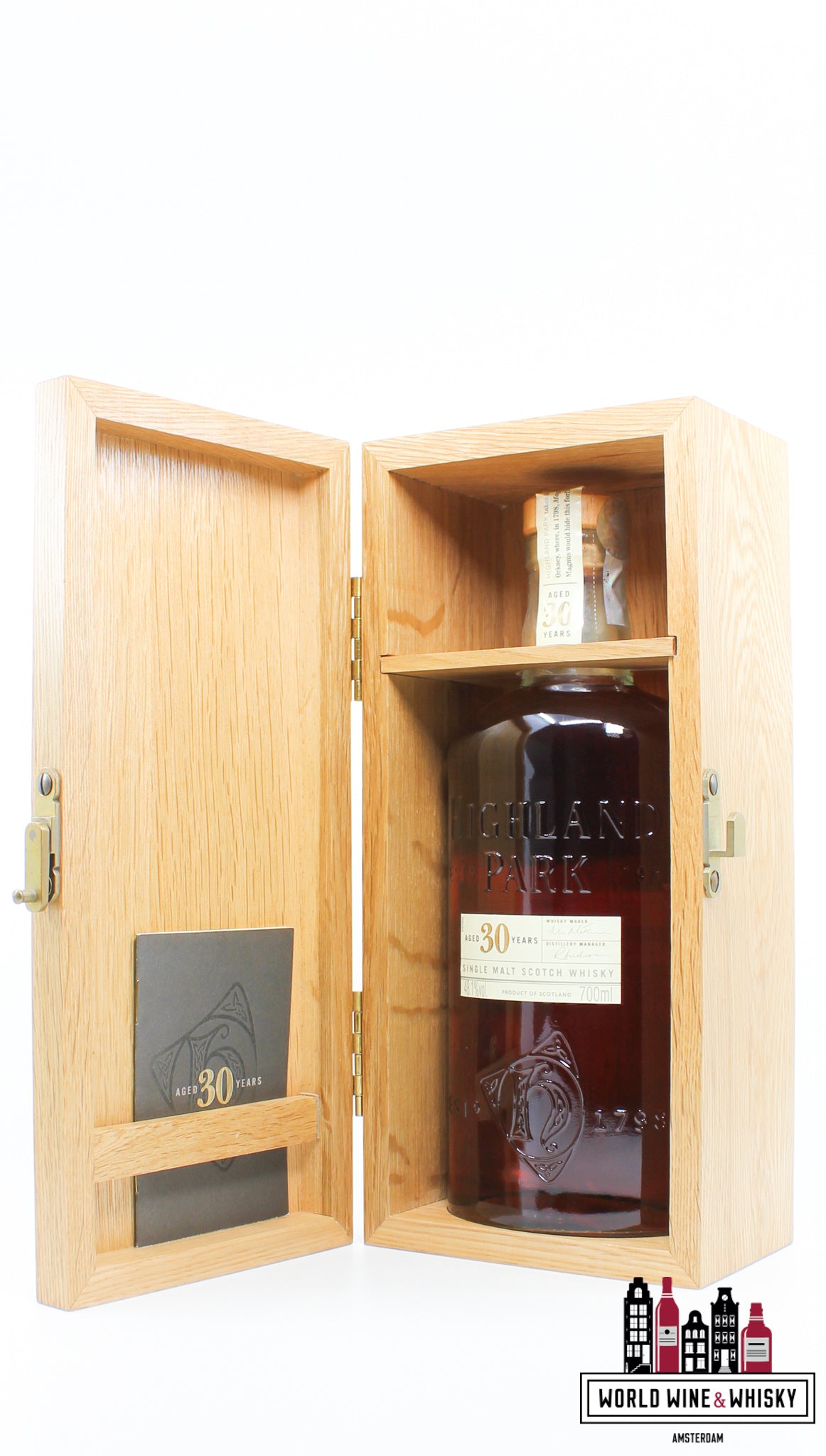 Highland Park 30 Years Old 2006 48,1% (in de luxe houten koffer)
