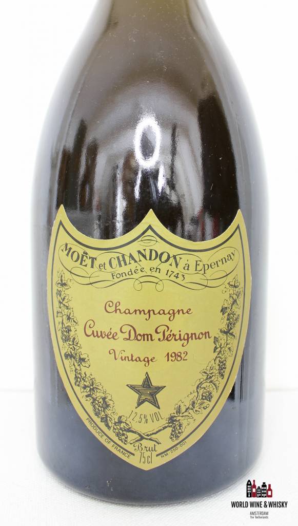 Moët & Chandon Cuvée Dom Pérignon 1982 1982 Moët & Chandon Champagne Cuvée Dom Pérignon - CellarTracker