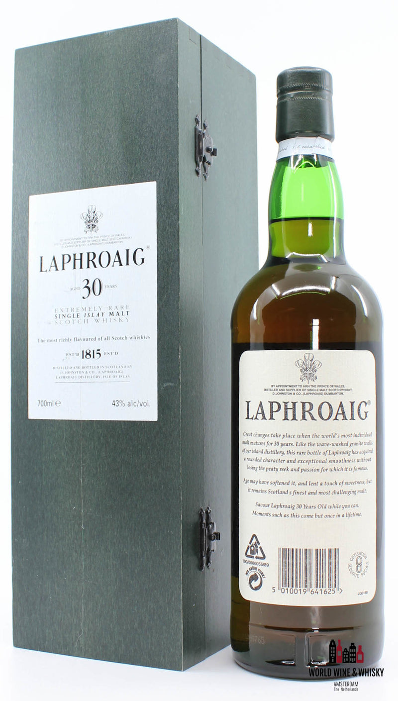 Laphroaig 30 Years Old Extremely Rare 43% 700ml (met houten kist)